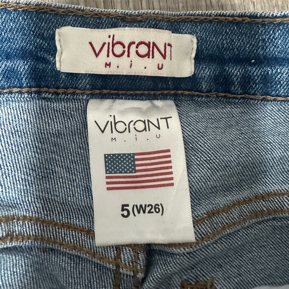 Vibrant MIU Women’s Juniors Jeans Distressed Straight Size 5  Mid Rise - Picture 4 of 5